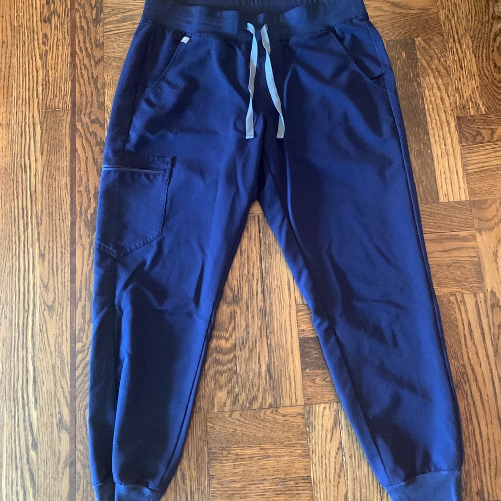 Figs scrub pants
